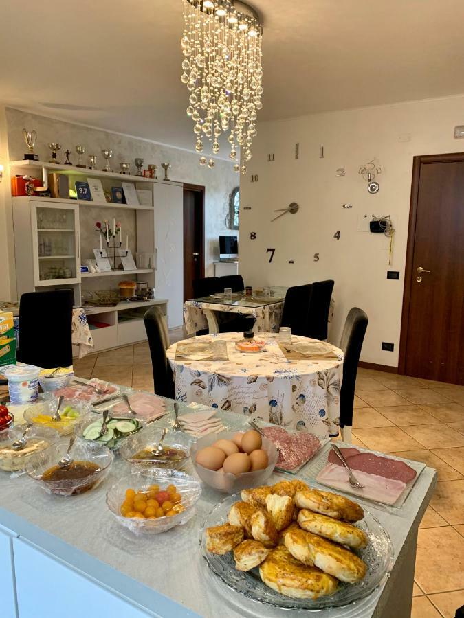 B&B Garda 4U Desenzano del Garda Ngoại thất bức ảnh