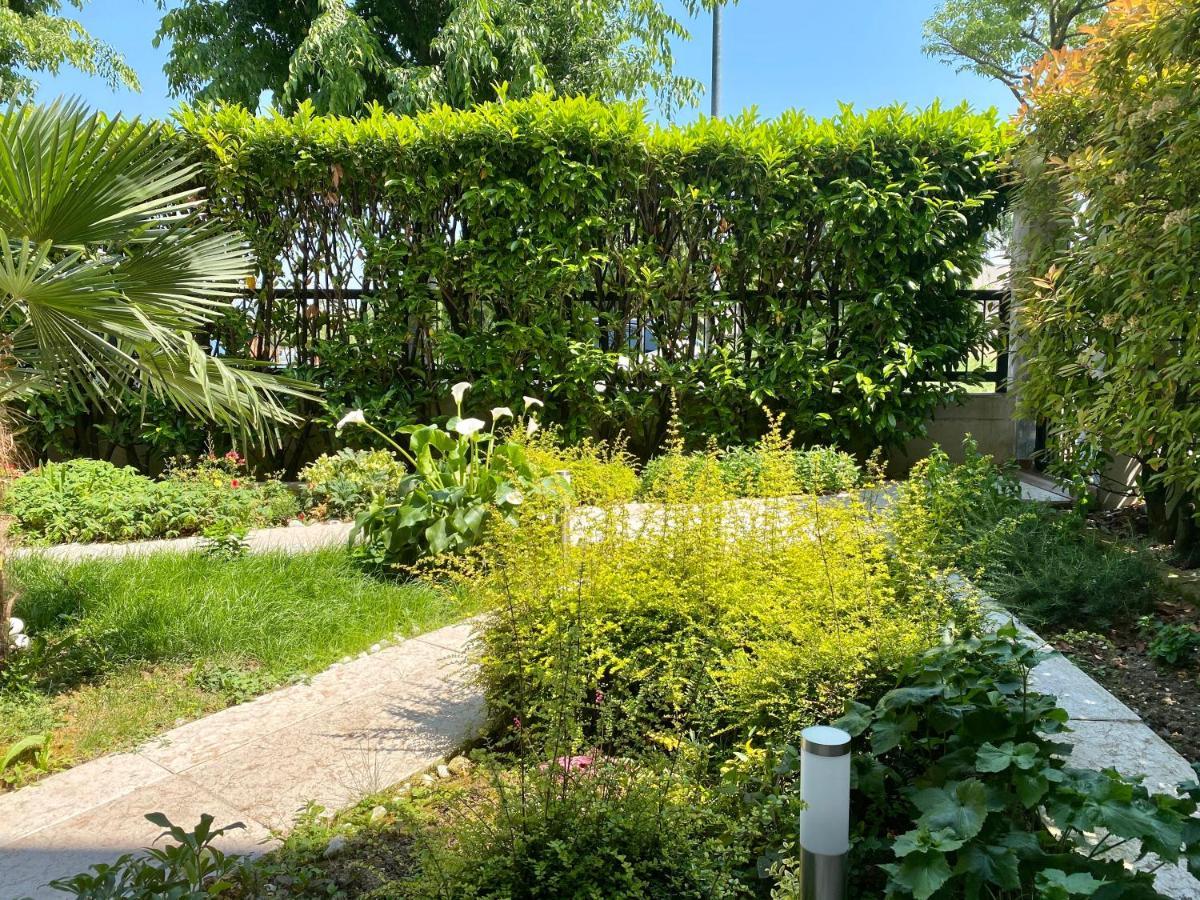 B&B Garda 4U Desenzano del Garda Ngoại thất bức ảnh
